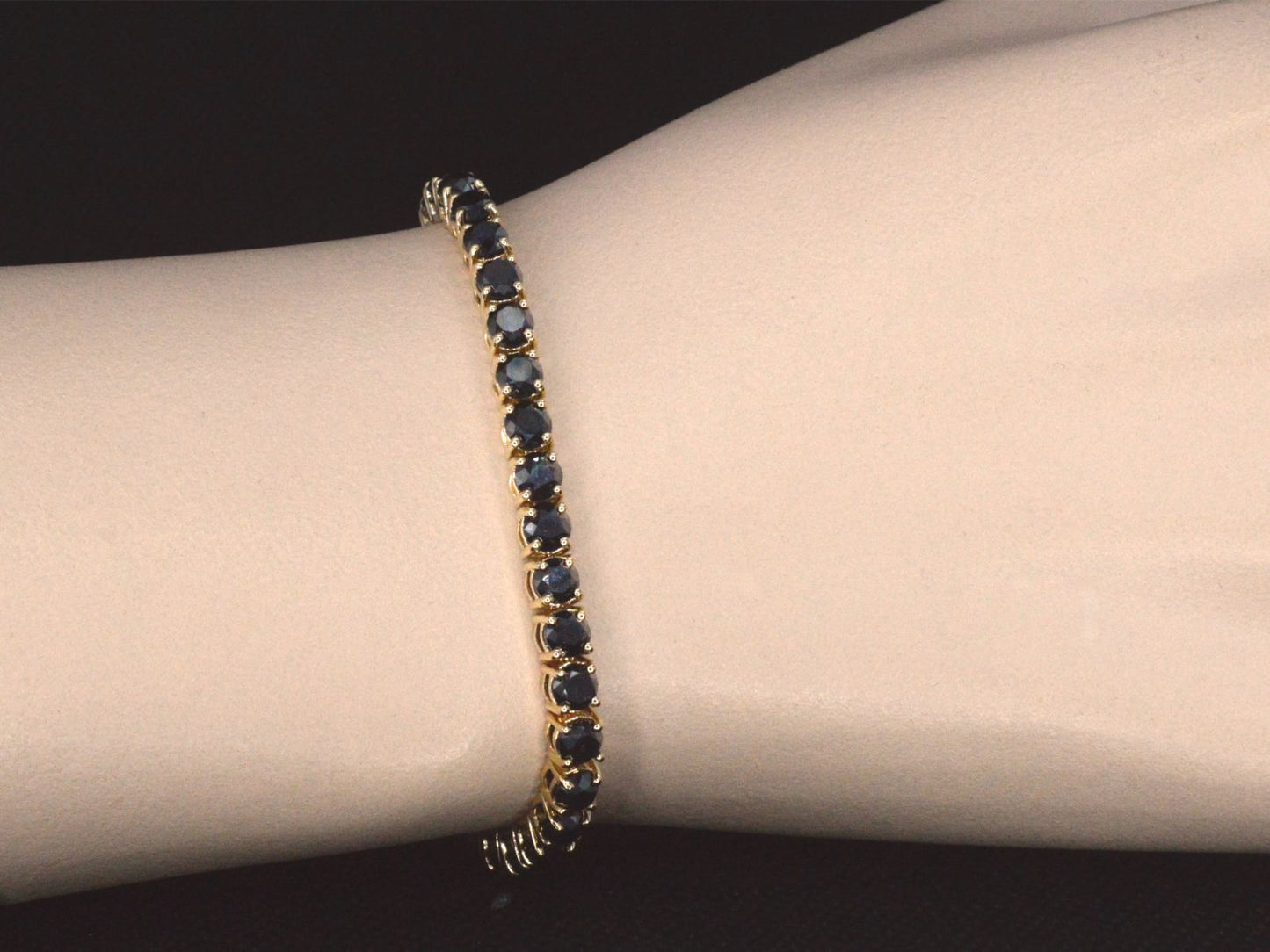 Gouden armband met 16.00 carat zwarte Briljant geslepen diamanten