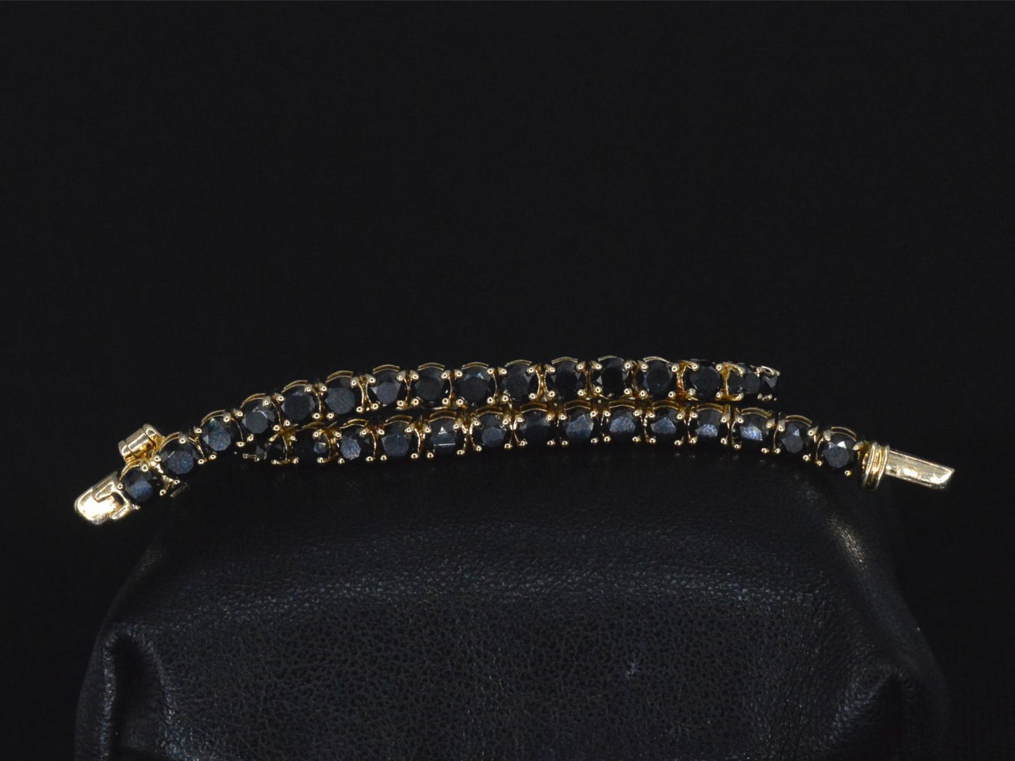 Gouden armband met 16.00 carat zwarte Briljant geslepen diamanten
