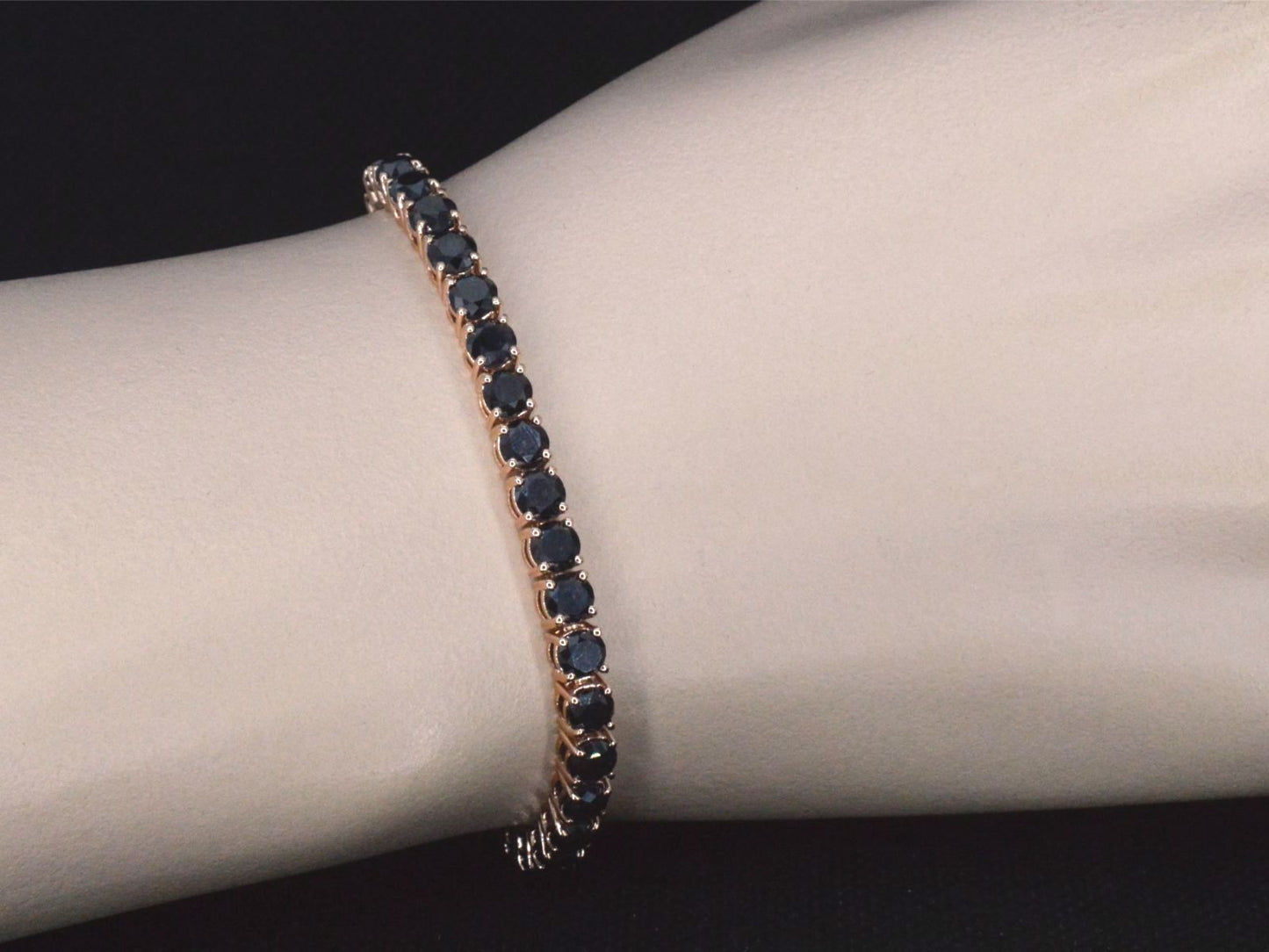 Rosegouden armband met 16.00 carat zwarte Briljant geslepen diamanten