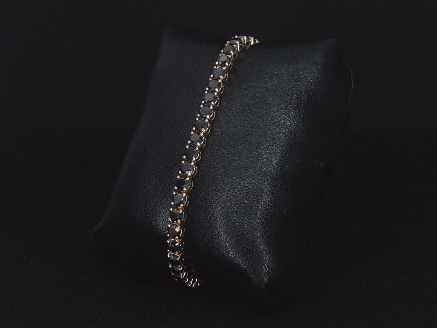 Rosegouden armband met 16.00 carat zwarte Briljant geslepen diamanten