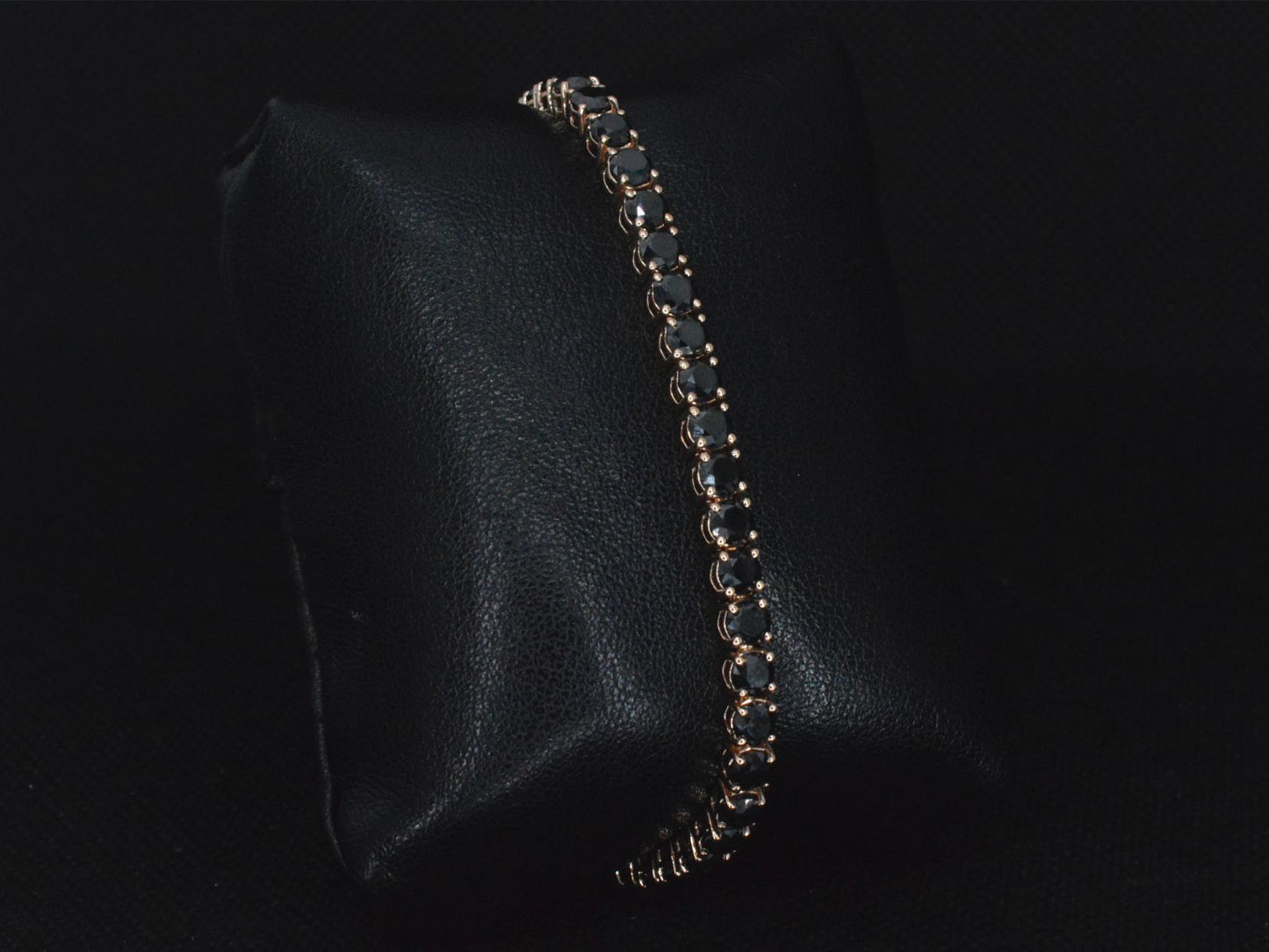 Rosegouden armband met 16.00 carat zwarte Briljant geslepen diamanten