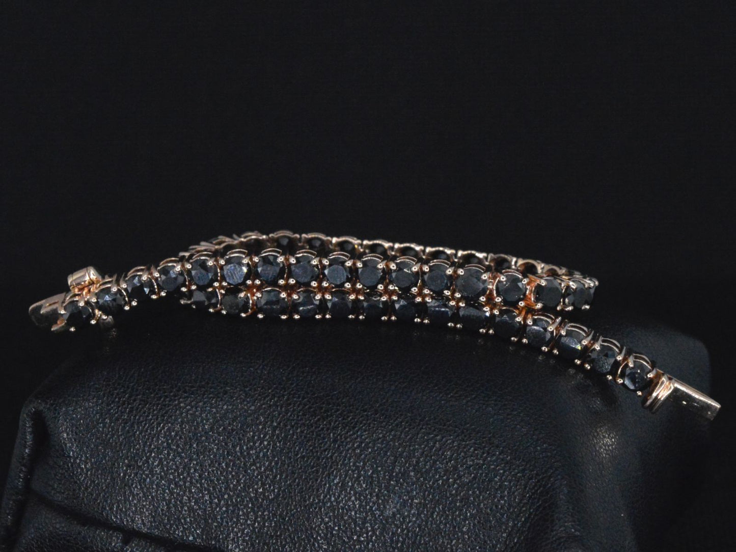 Rosegouden armband met 16.00 carat zwarte Briljant geslepen diamanten