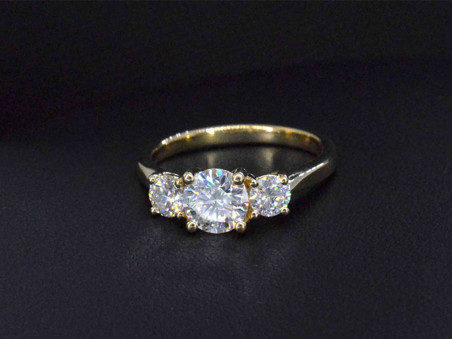 Gouden trinity ring met 1.40 carat briljanten