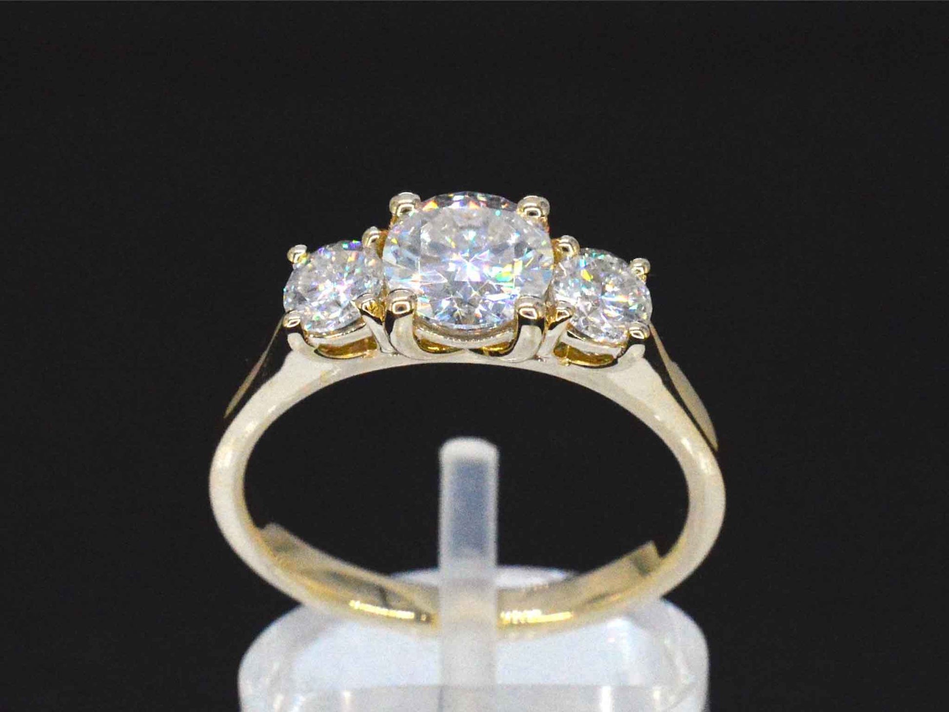 Gouden trinity ring met 1.40 carat briljanten