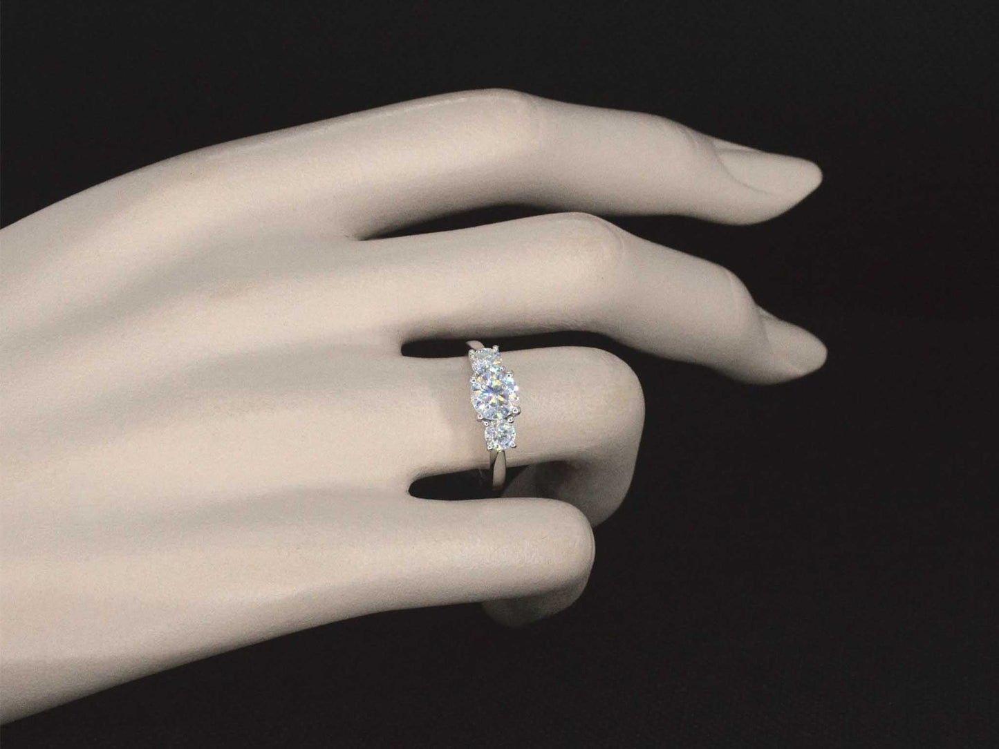 Witgouden trinity ring met 1.40 carat briljanten