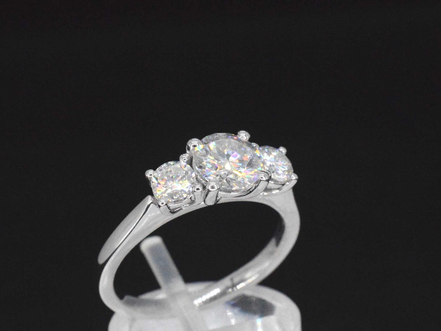 Witgouden trinity ring met 1.40 carat briljanten