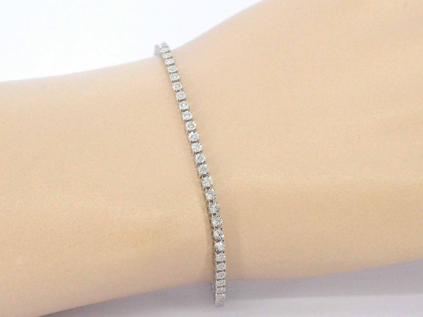 Witgouden tennis armband met natuurlijke diamanten