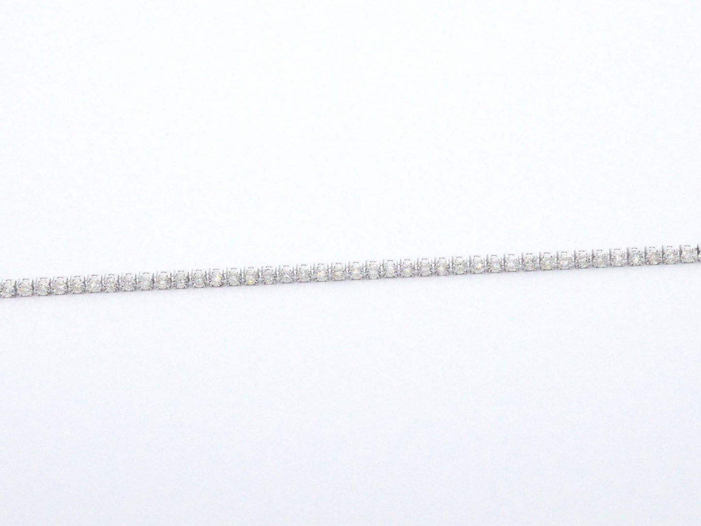 Witgouden tennis armband met natuurlijke diamanten
