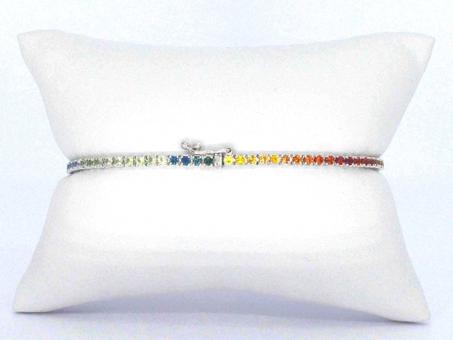 Gouden tennisarmband met 3.60 carat saffieren