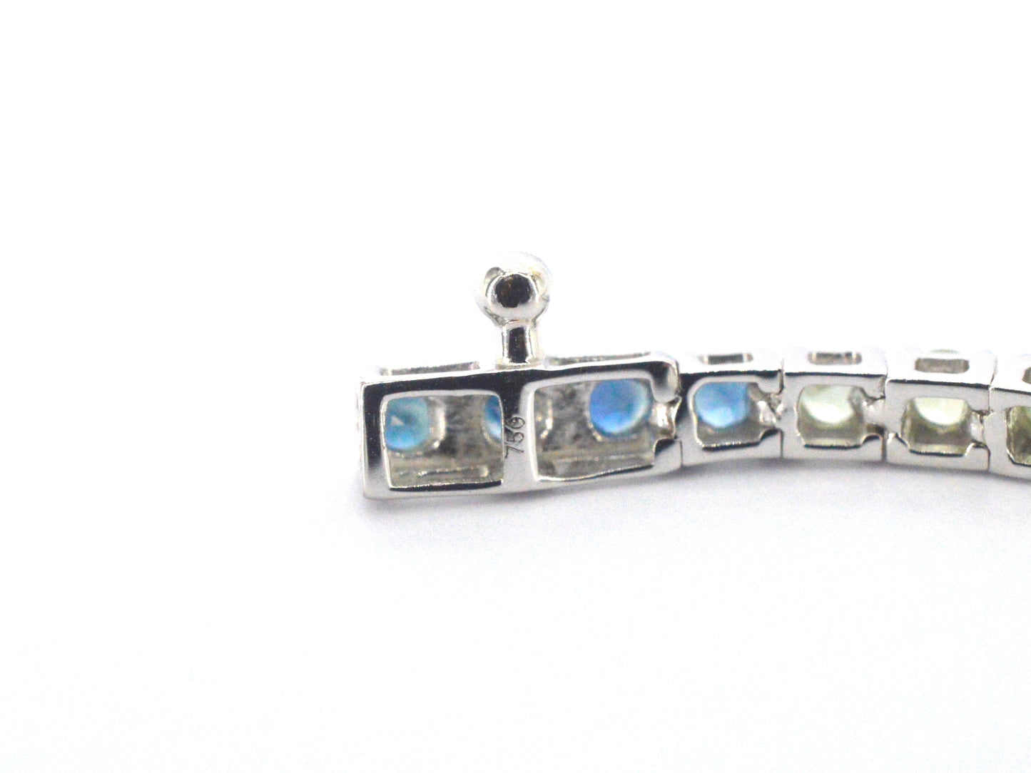 Gouden tennisarmband met 3.60 carat saffieren