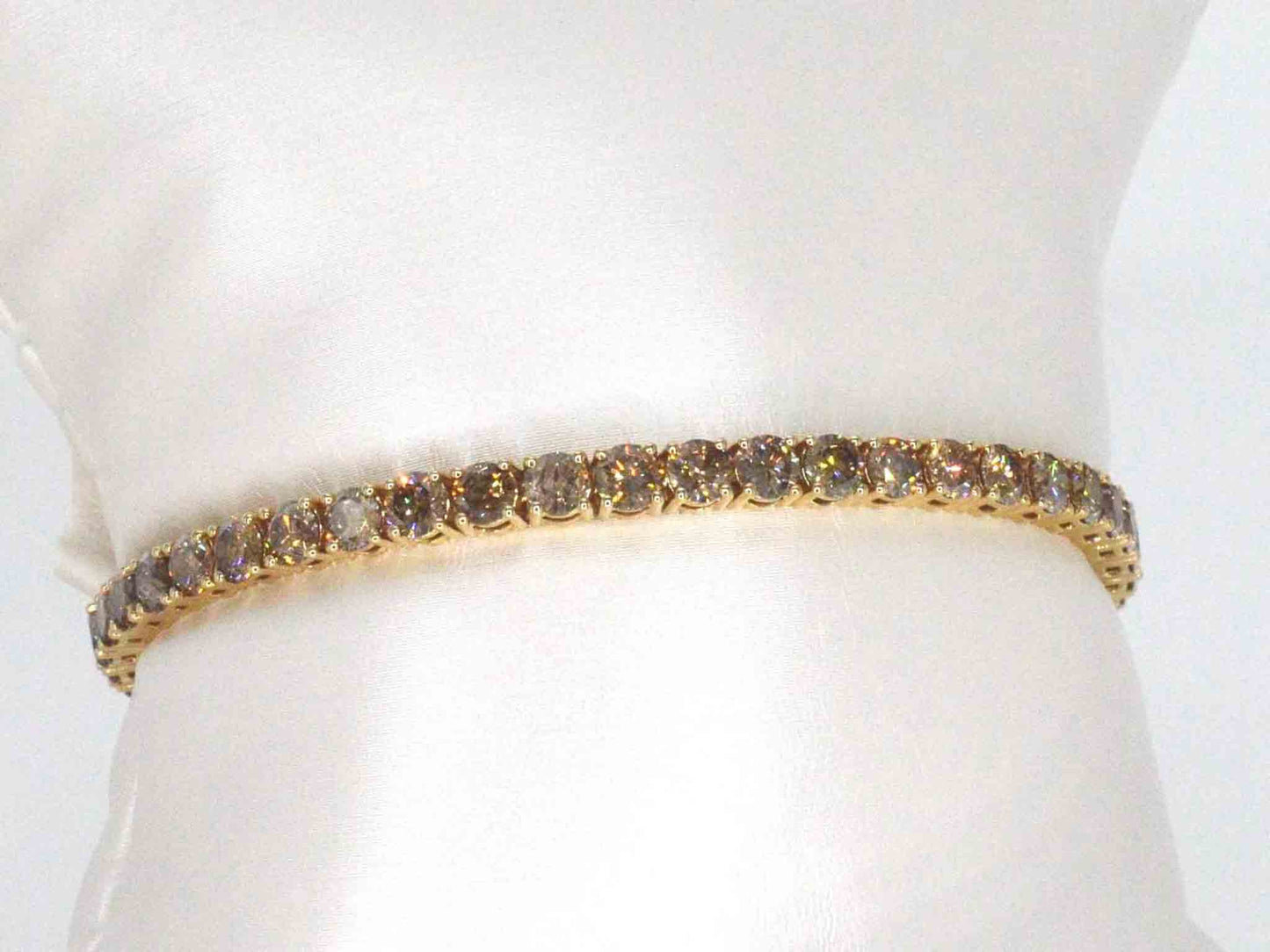 Gouden armband met diamanten 10.00 carat