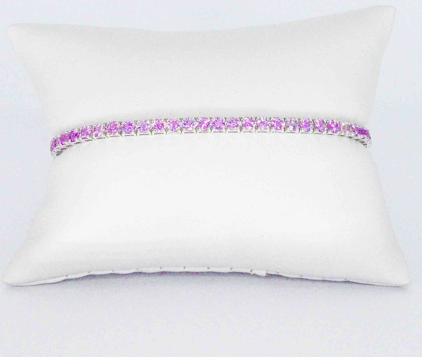 Gouden tennisarmband met 6.00 carat aan roze saffieren