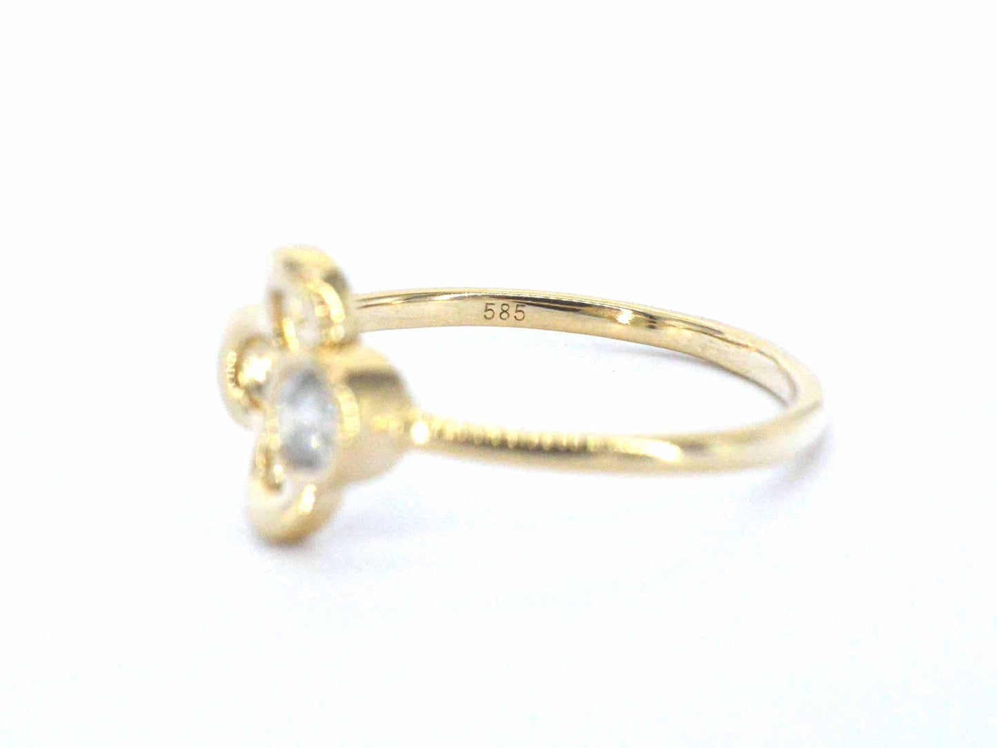 Geelgouden design ring met natuurlijke diamant
