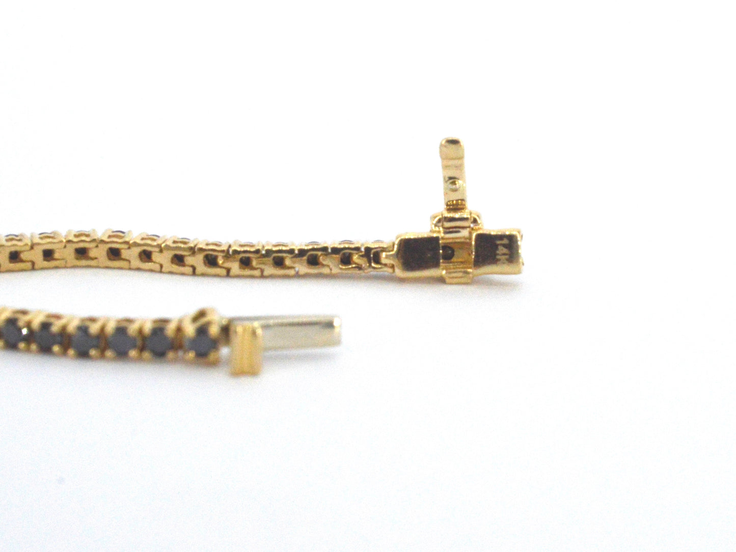 Gouden tennisarmband met 2.80 carat aan zwarte diamanten