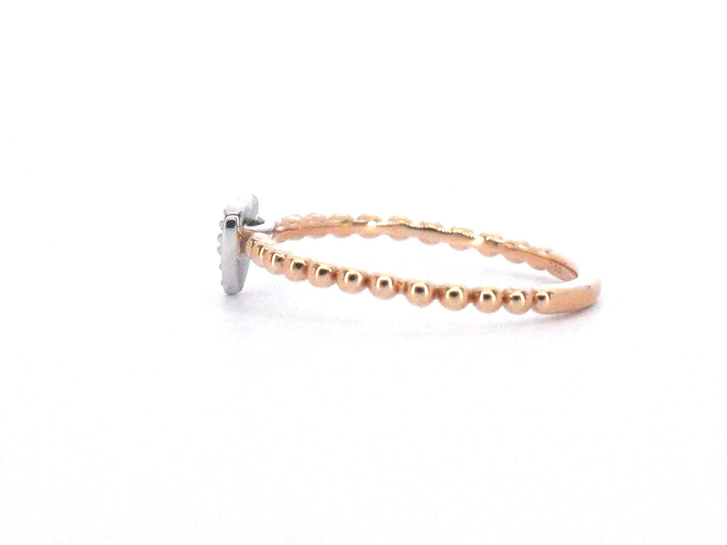 Rosegouden ring met een hartje vol gezet met diamanten