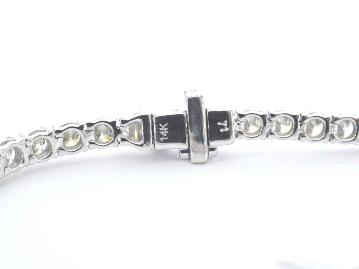 Witgouden tennisarmband met natuurlijke diamanten