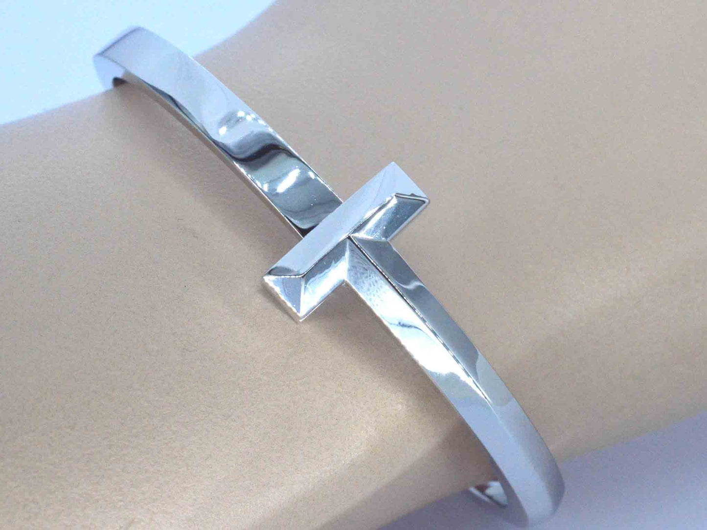 Tiffany & Co - Tiffany T witgouden armband 3120-1