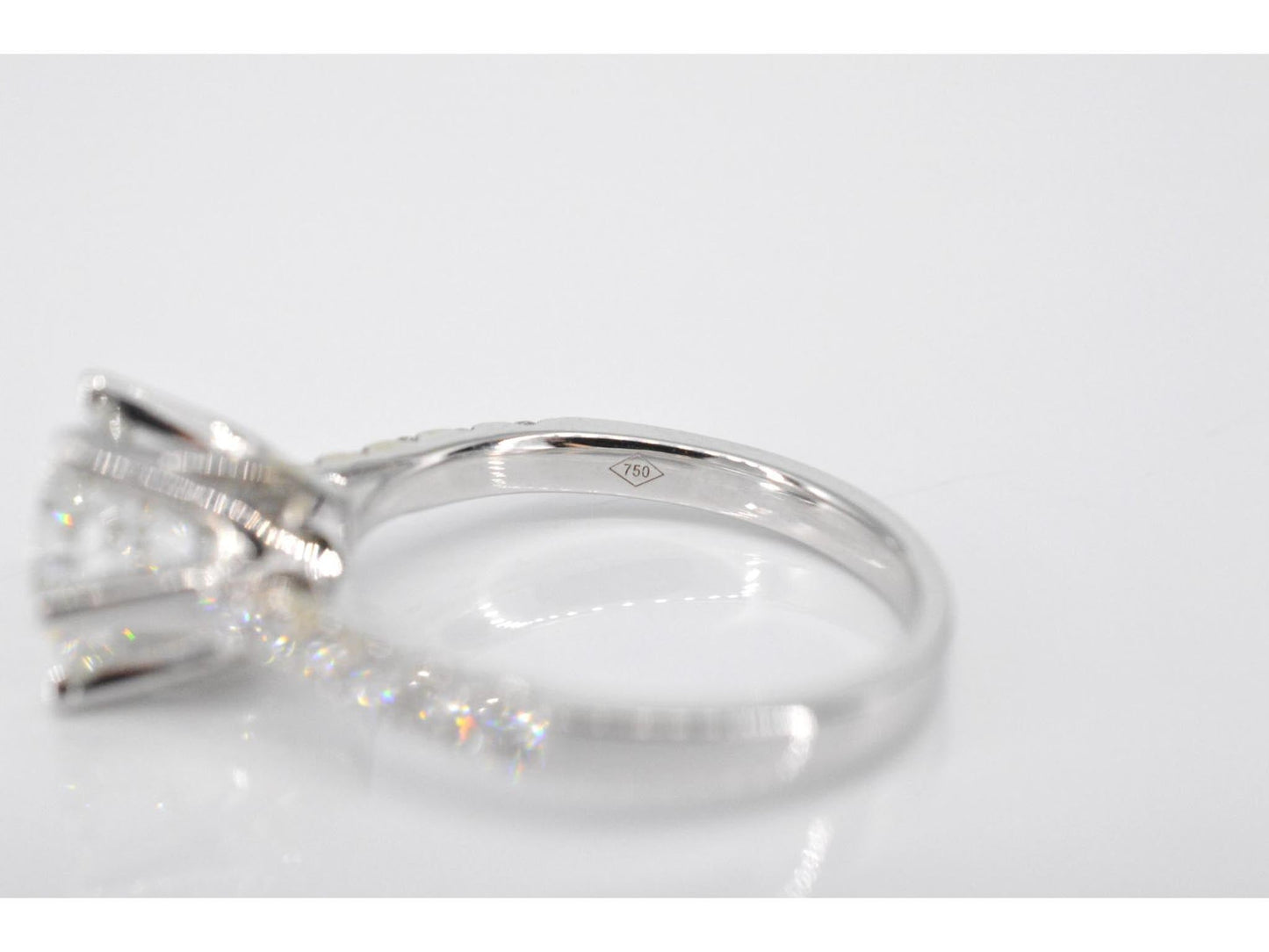 Witgouden ring met een diamant van 1.00 carat 7001-4