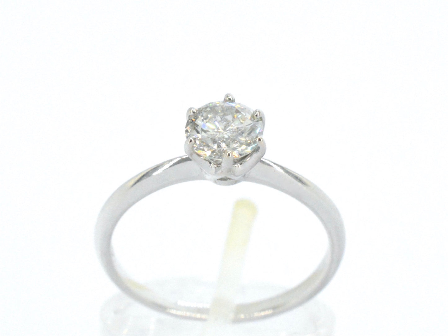 Verlovingsring met een diamant van 1.30 carat in 18 carats goud