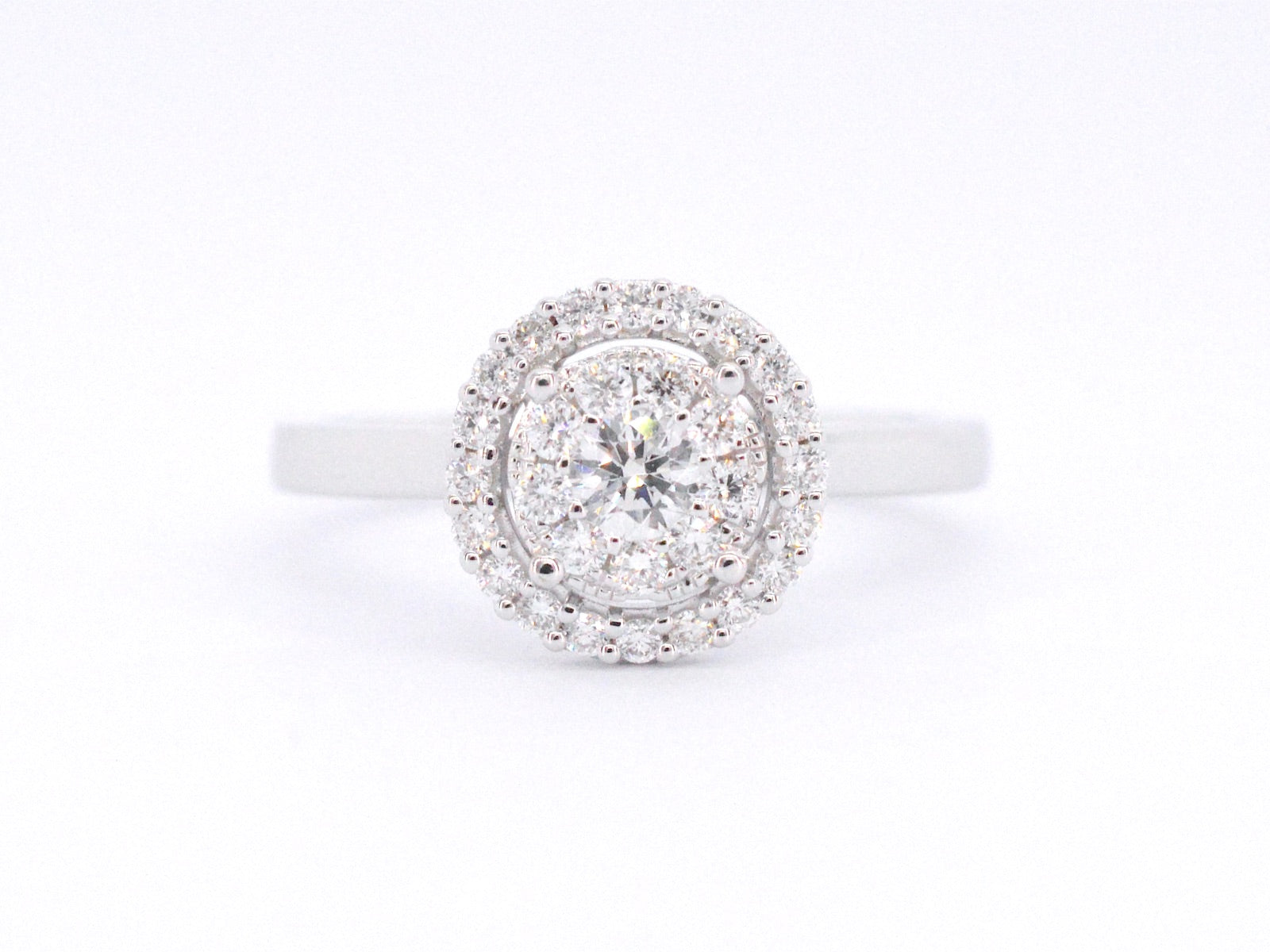 Witgouden entourage ring vol gezet met diamanten 1008-5