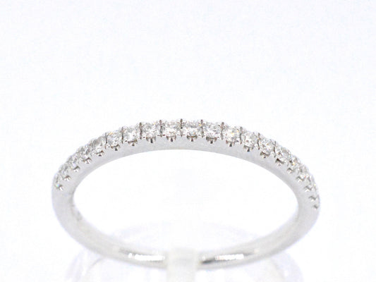Witgouden rijring met briljant geslepen diamant