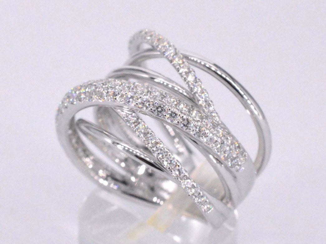 White gold design ring with diamonds