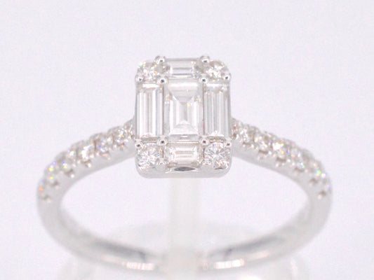 Entourage ring met baguette en Briljant geslepen diamanten