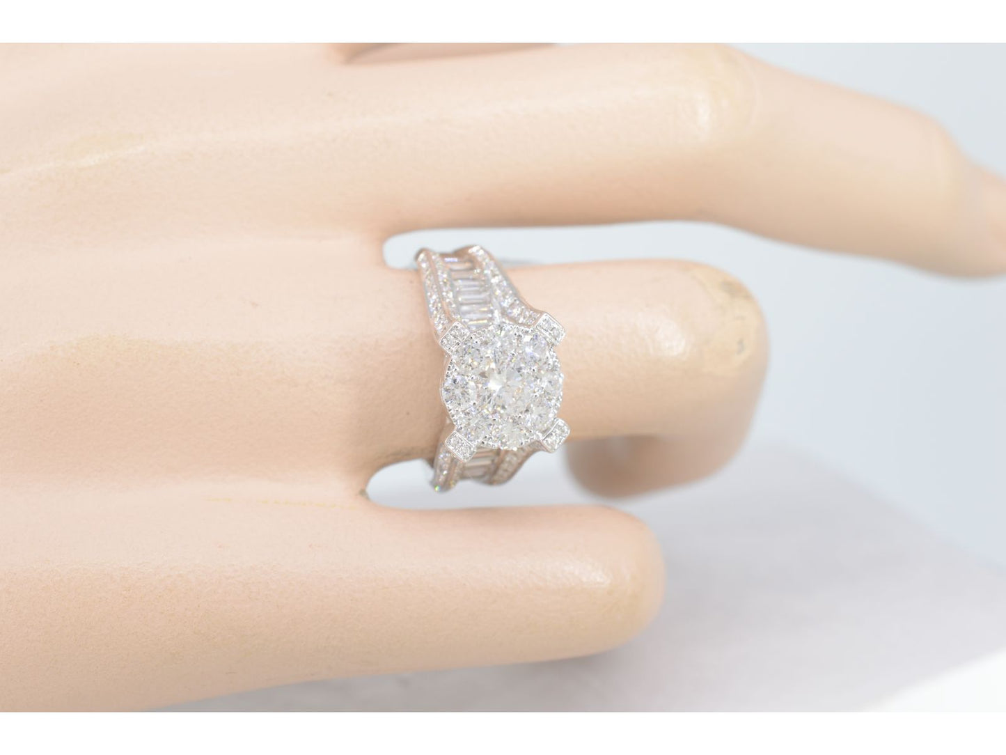 White gold ring full of diamonds 3.00 carat