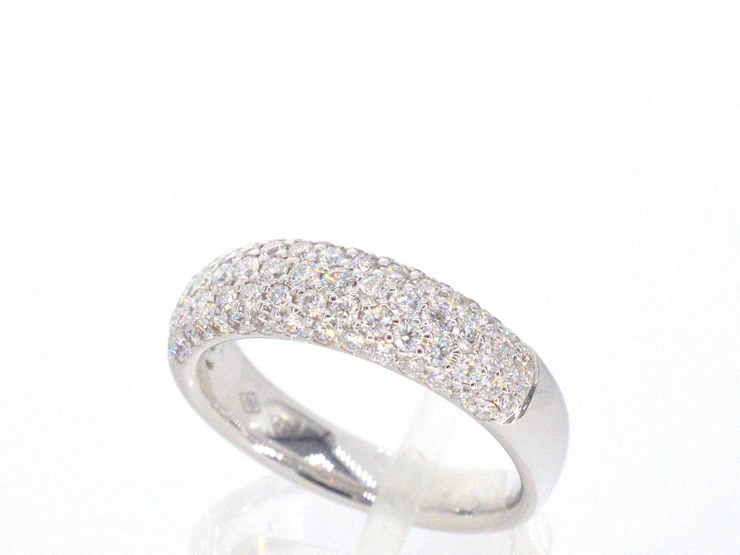White gold pave ring with 0.90 carat diamonds