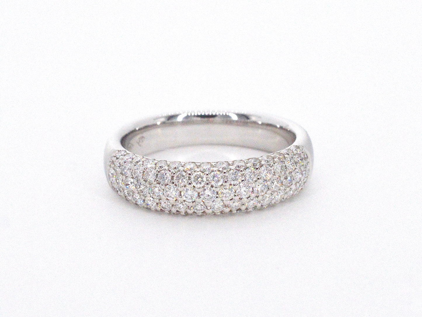 White gold pave ring with 0.90 carat diamonds