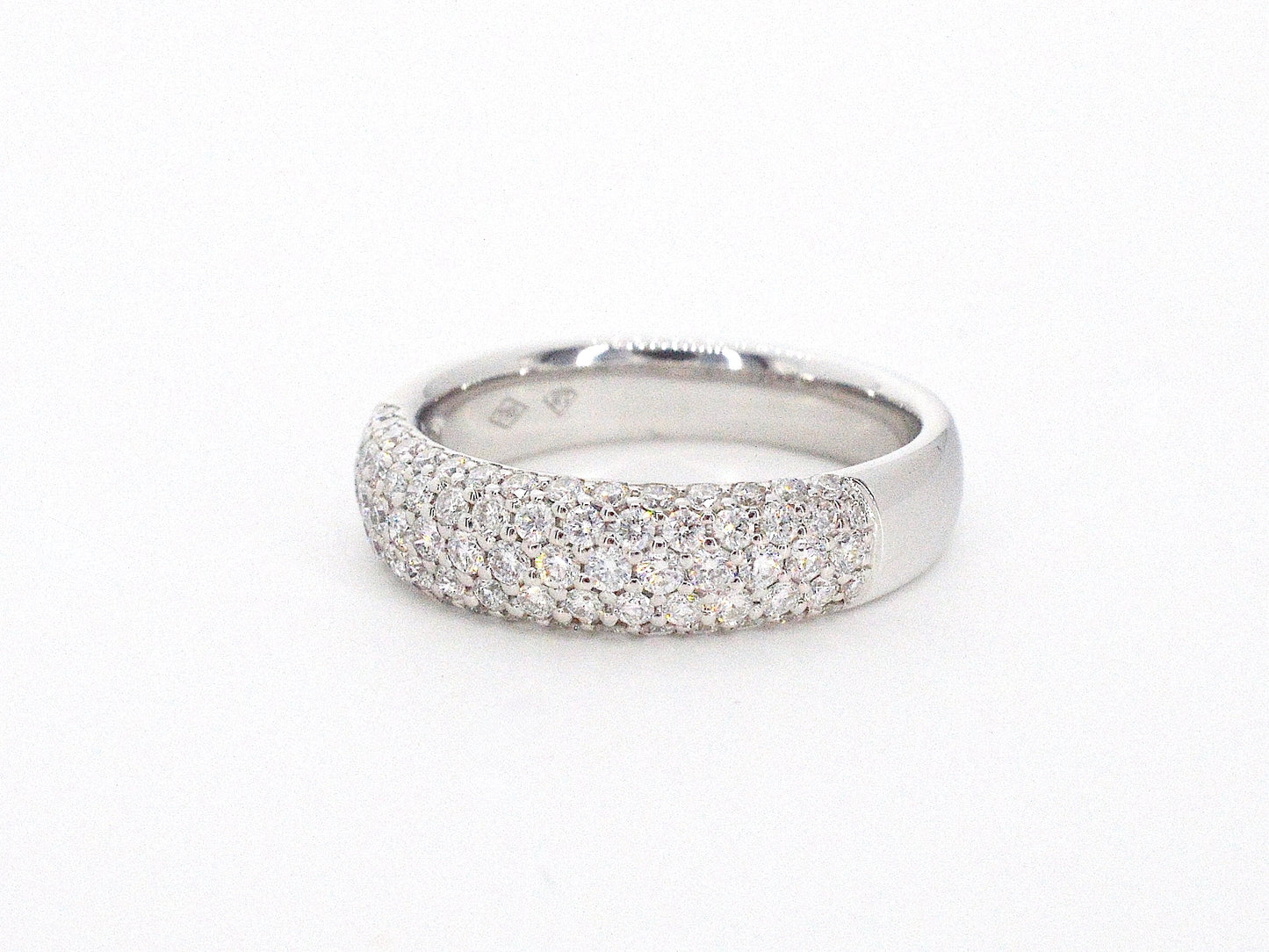 White gold pave ring with 0.90 carat diamonds
