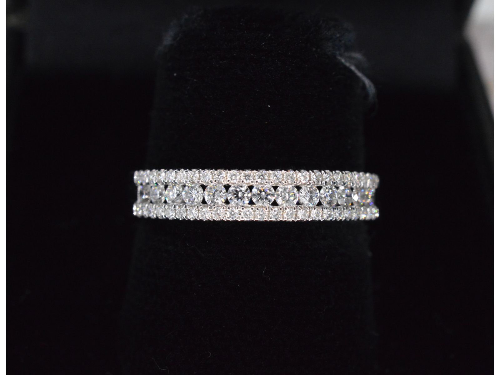 Witgouden ring met diamanten 1052-2