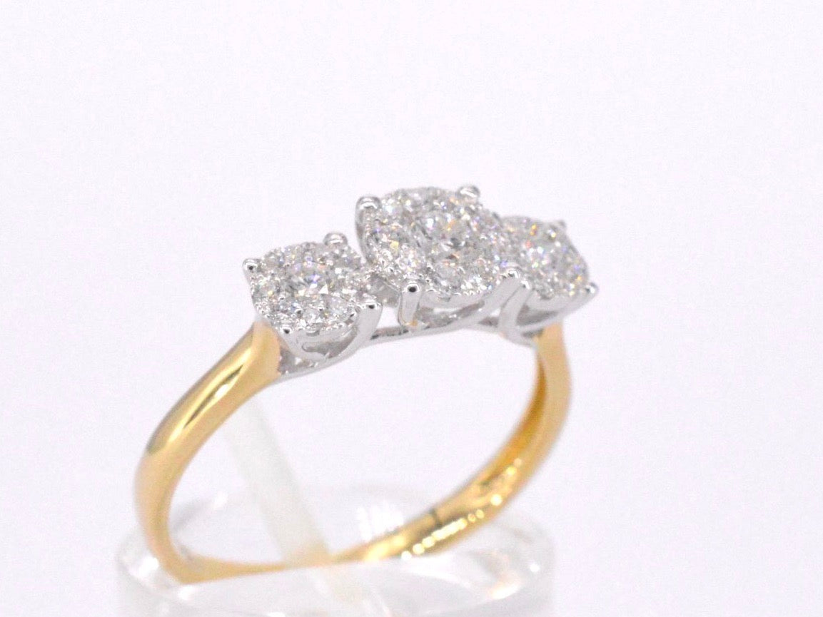 Gouden ring met drie chatons van diamanten 0.75 carat