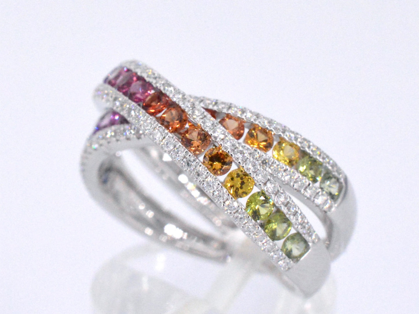 Witgouden ring met diamanten en multicolour saffieren 1071-2