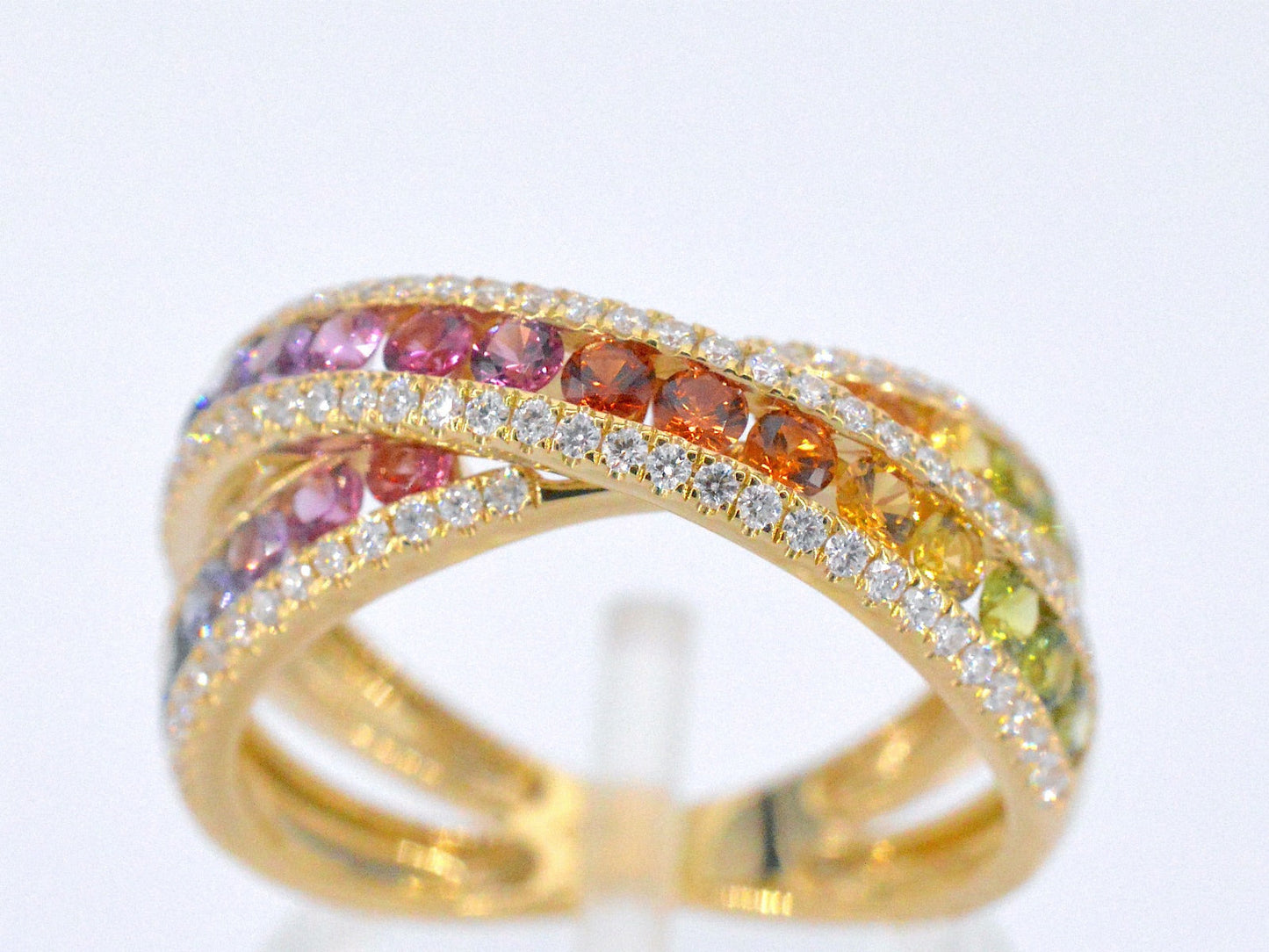 Gouden ring met diamanten en multicolour saffieren