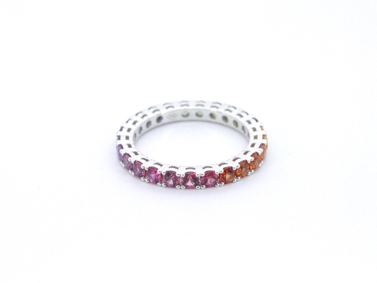 White gold ring with multicoloured sapphires