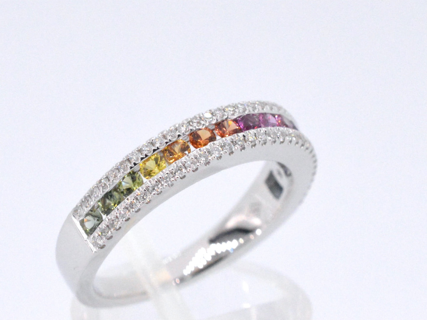 Witgouden ring met diamanten en multicolour saffieren 1076-2