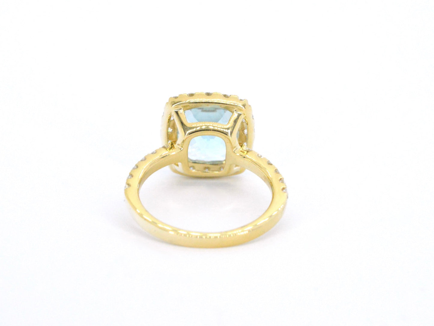 Gouden entourage ring met natuurlijke topaas en diamanten