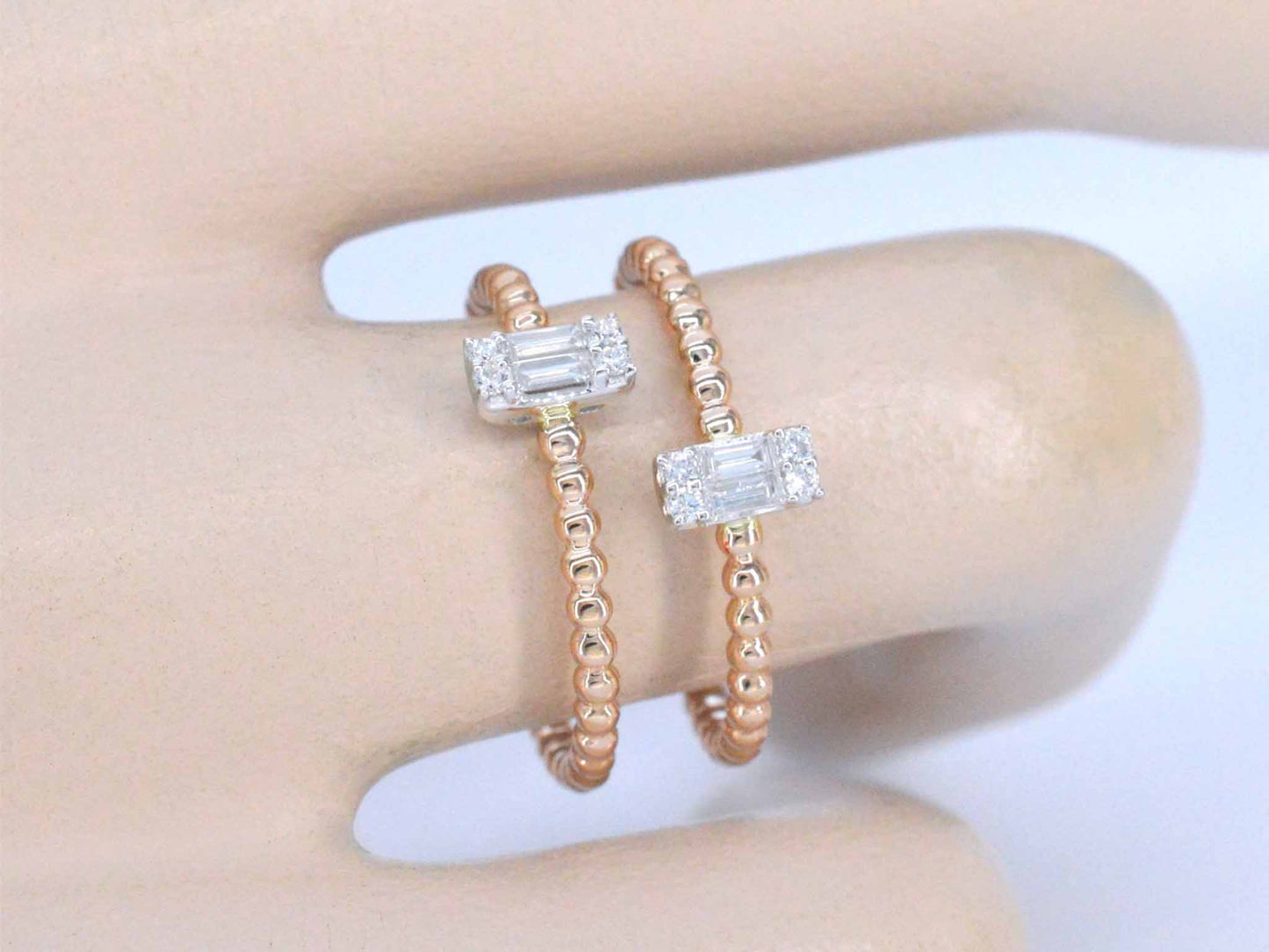 Rosegouden ring met diamanten gezet