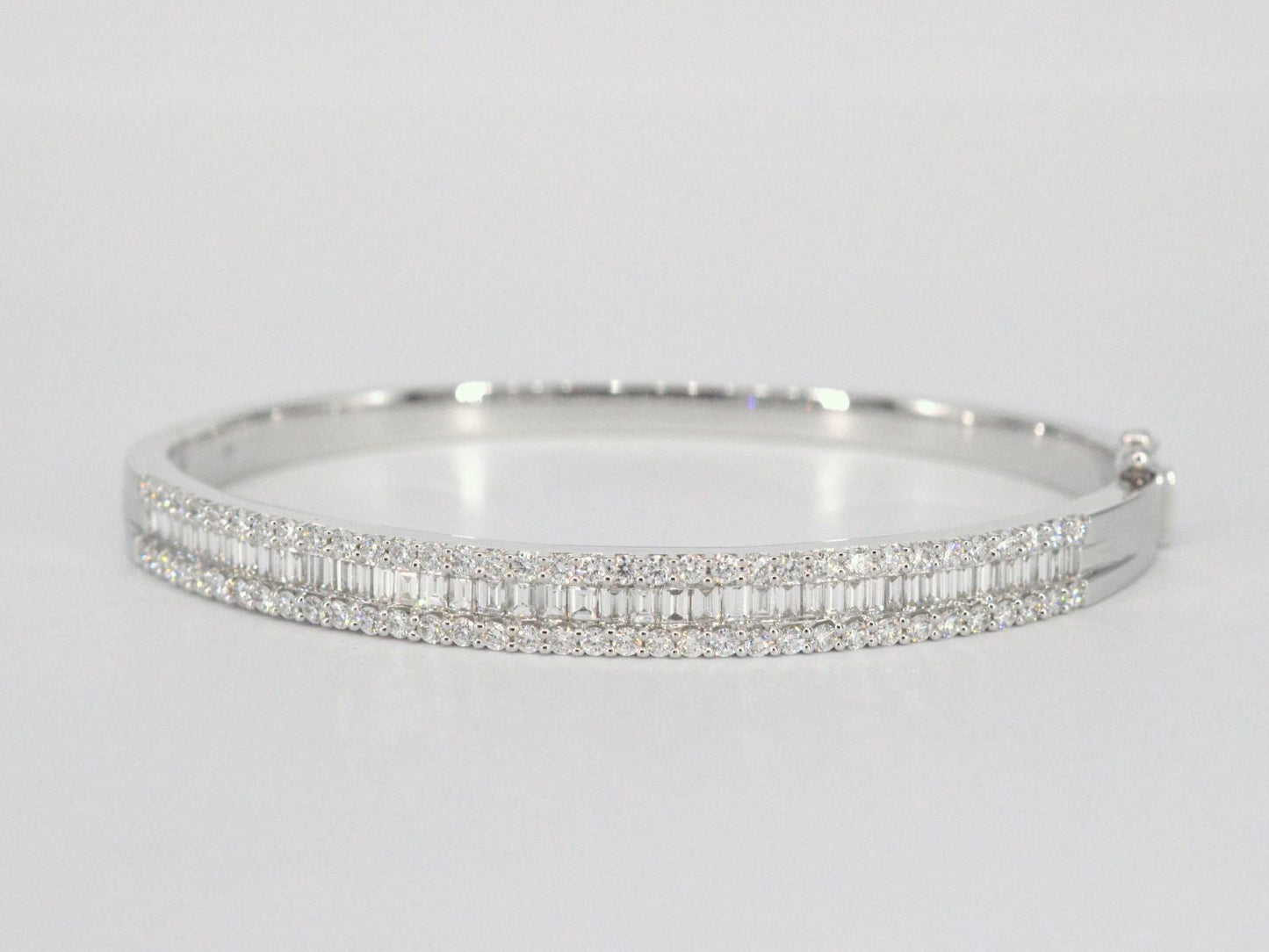 Armband met baguette en briljant geslepen diamanten