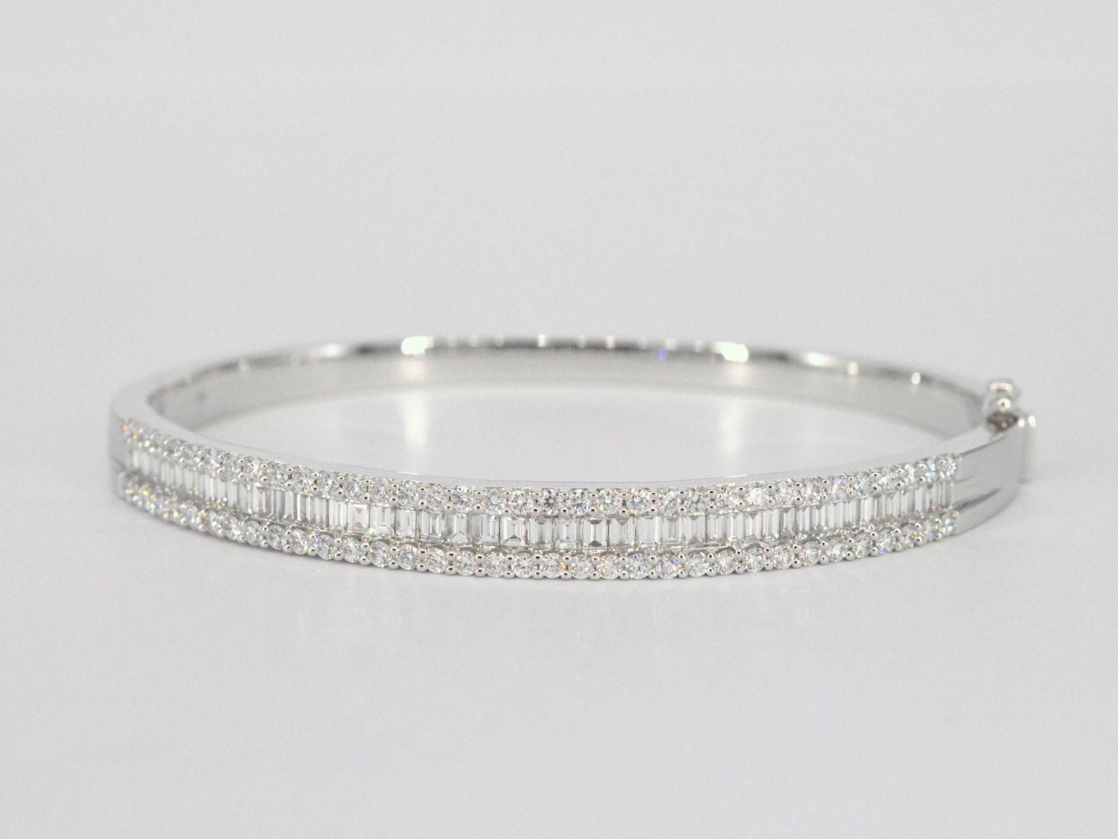 Armband met baguette en briljant geslepen diamanten