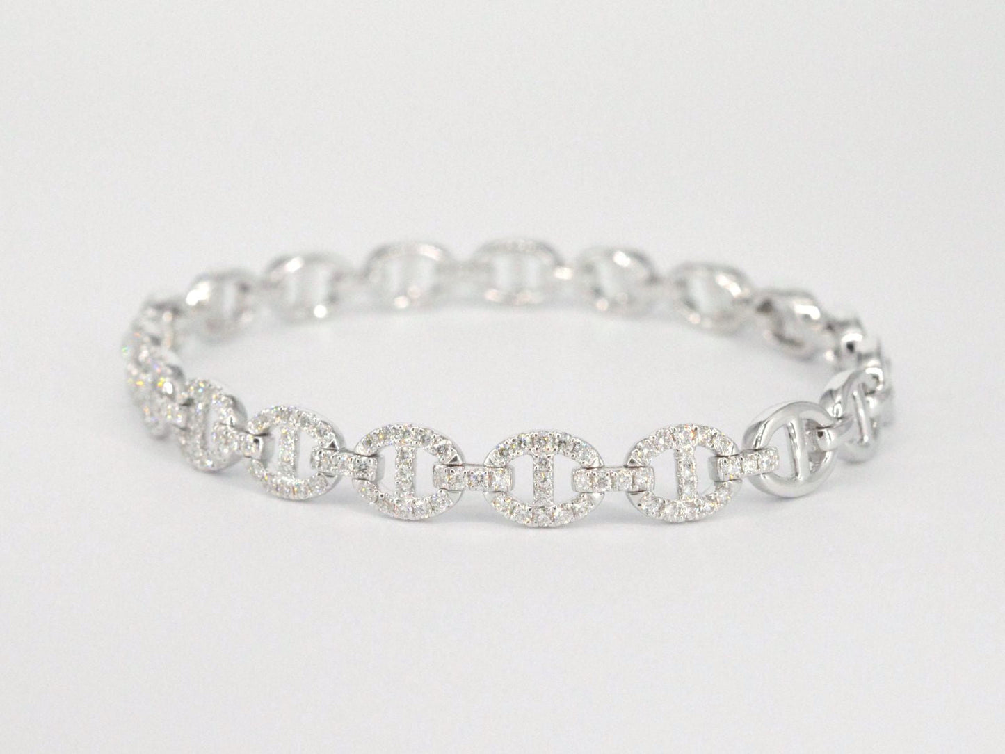 Tennisarmband met diamanten schakels met 157 diamanten