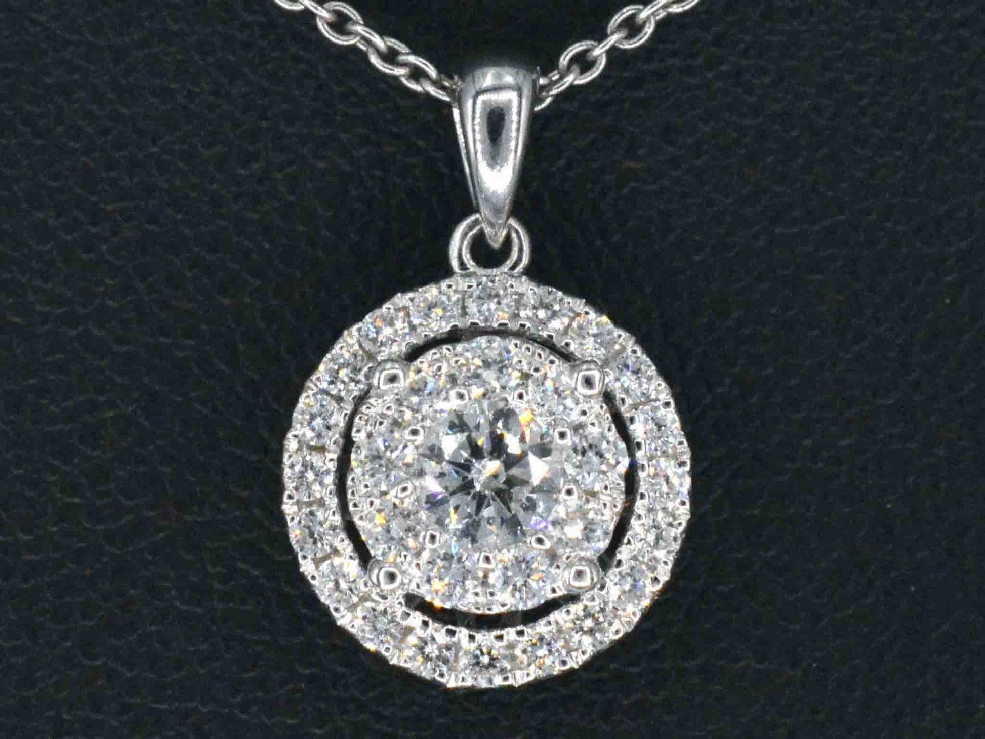 Witgouden hanger met diamanten 1118-6