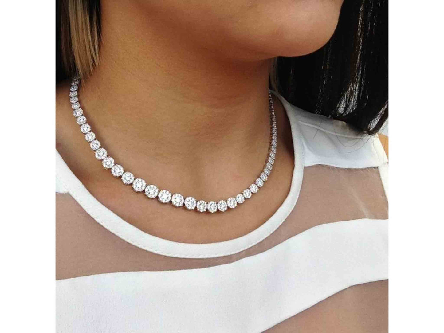 Diamanten collier met 800 briljant geslepen diamanten 12.00 carat