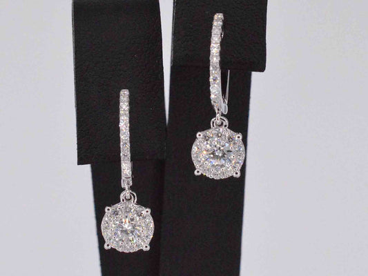 Oorbellen met briljant geslepen diamanten