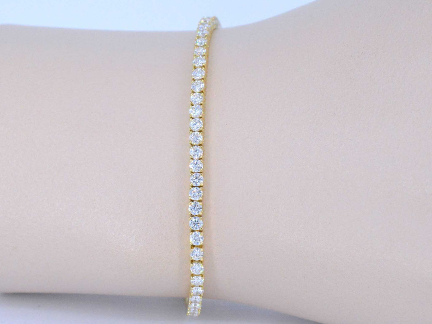 Gouden tennisarmband met 4.00 carat diamanten