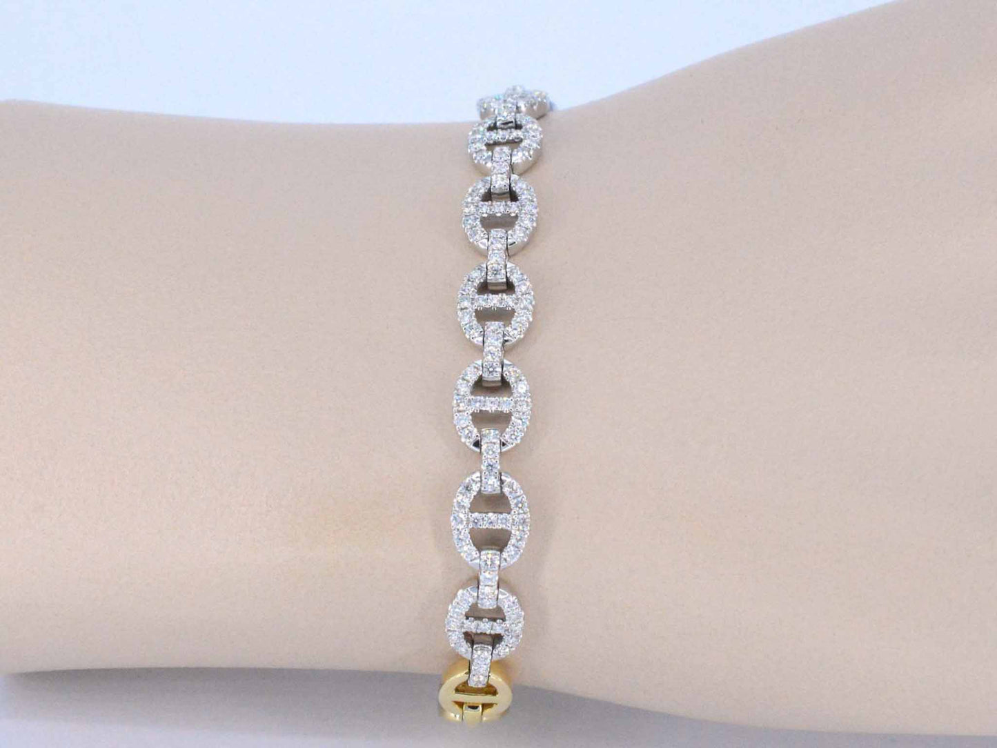Gouden tennisarmband met diamanten schakels met 157 diamanten