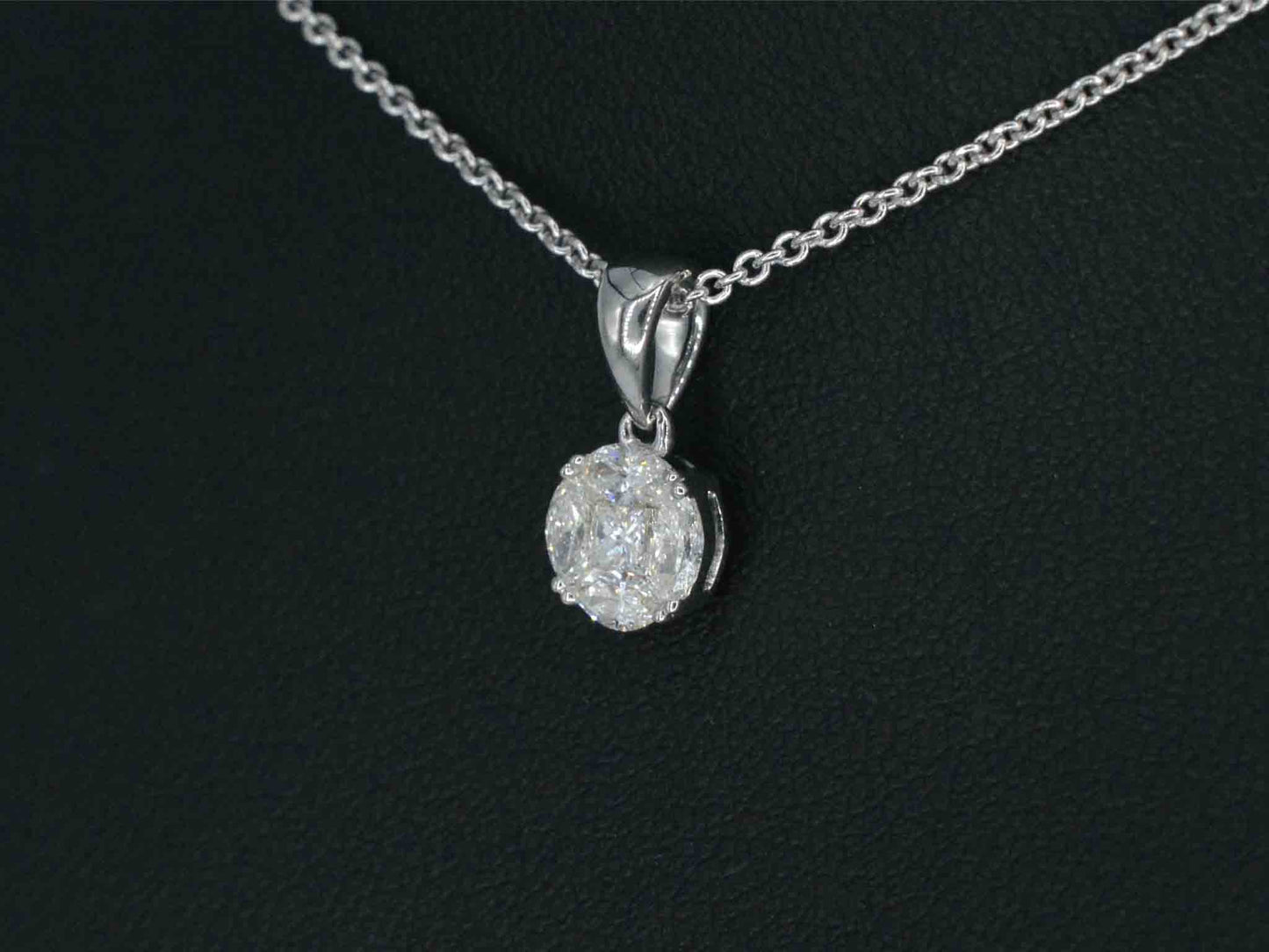 White gold pendant with prince and marquise cut natural diamonds