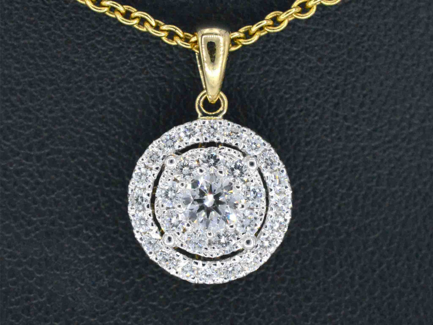 Gouden hanger met diamanten