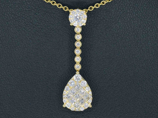 Gouden druppelvormige hanger met briljant en princess geslepen diamanten